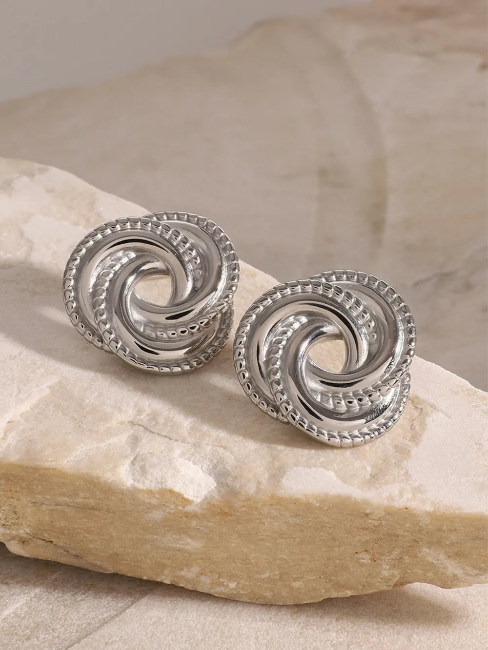 0400feb5-336b-48f8-87ff-fc1668ae1163-Max